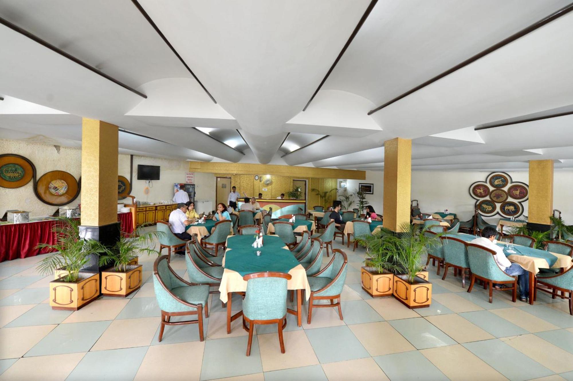 Karna Lake Tourist Resort Karnāl 外观 照片